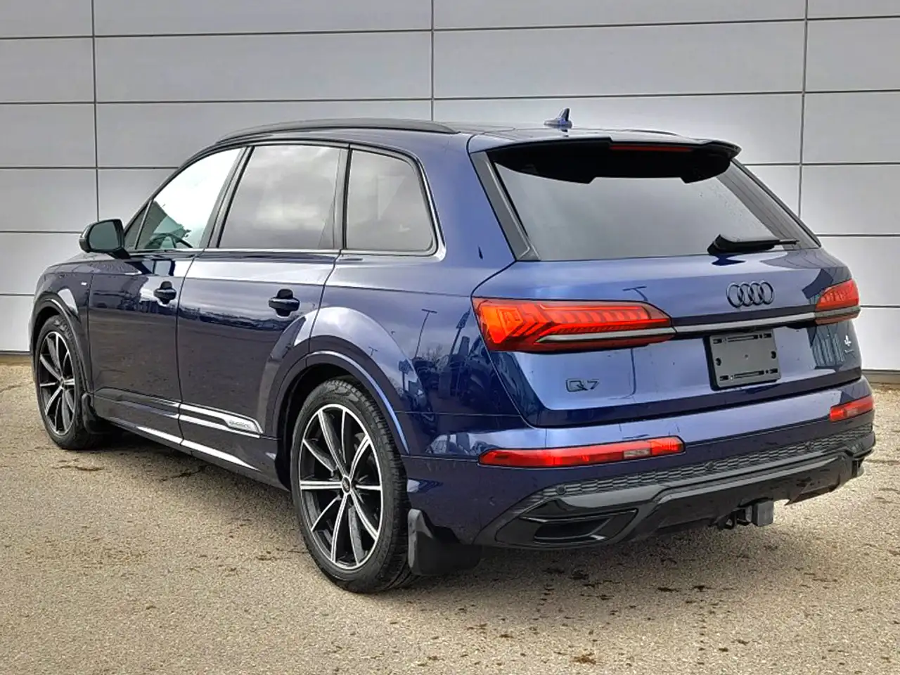 Audi Q7 снимка Audi Q7