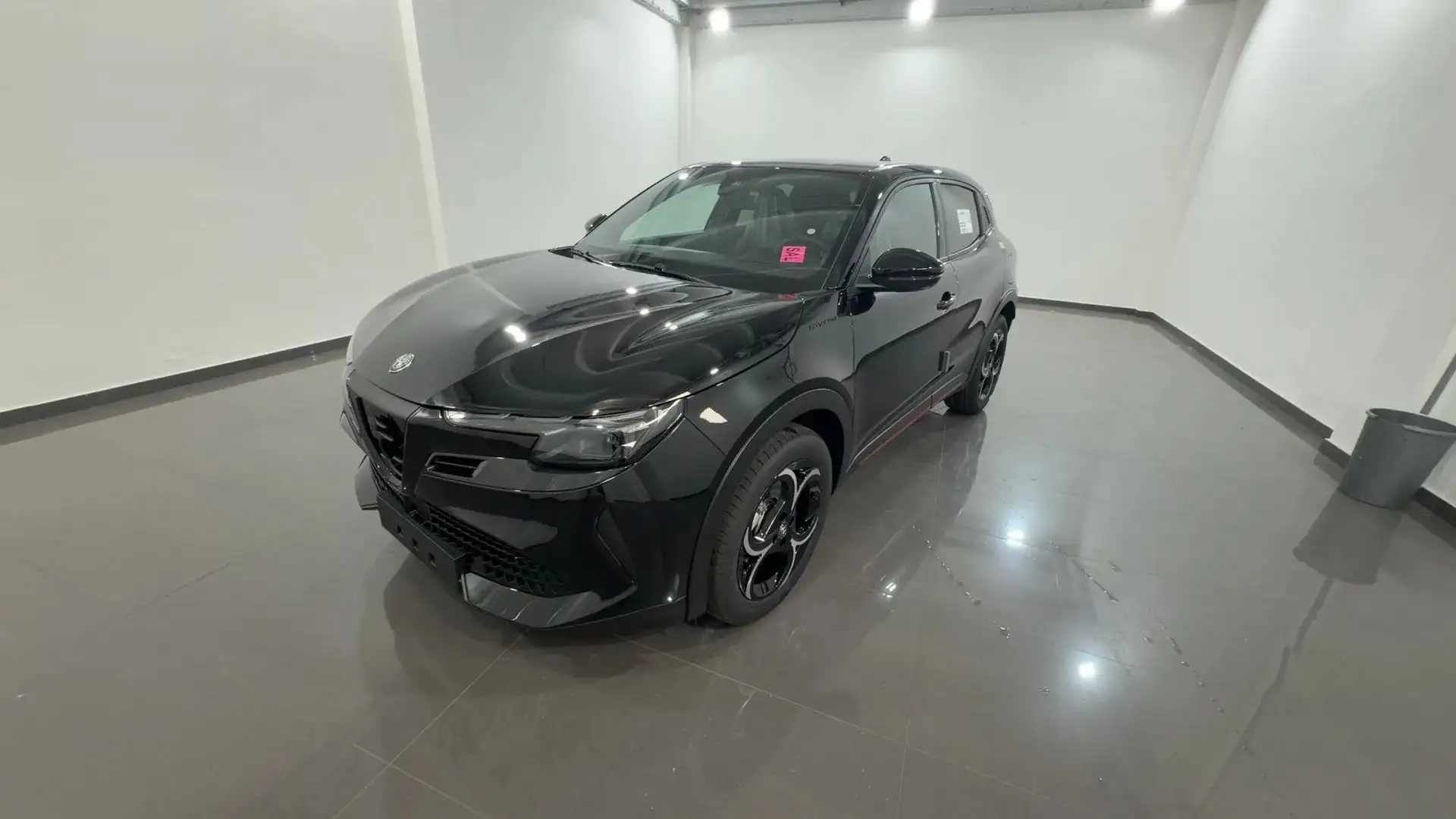 Alfa Romeo Junior Junior 1.2 ibrida Speciale 145cv edct6 Noir - 1