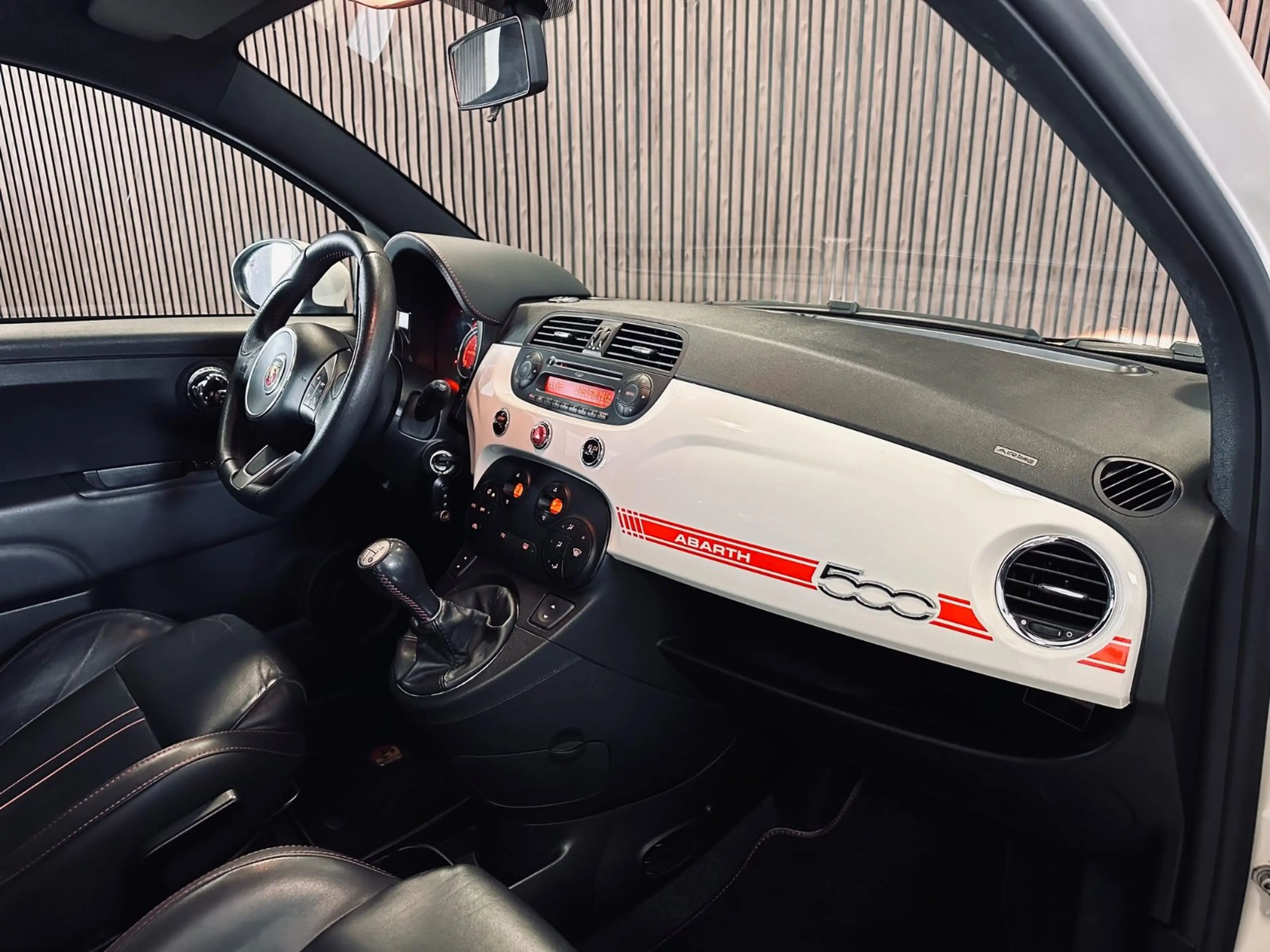 Abarth 500 Abarth — photo 9