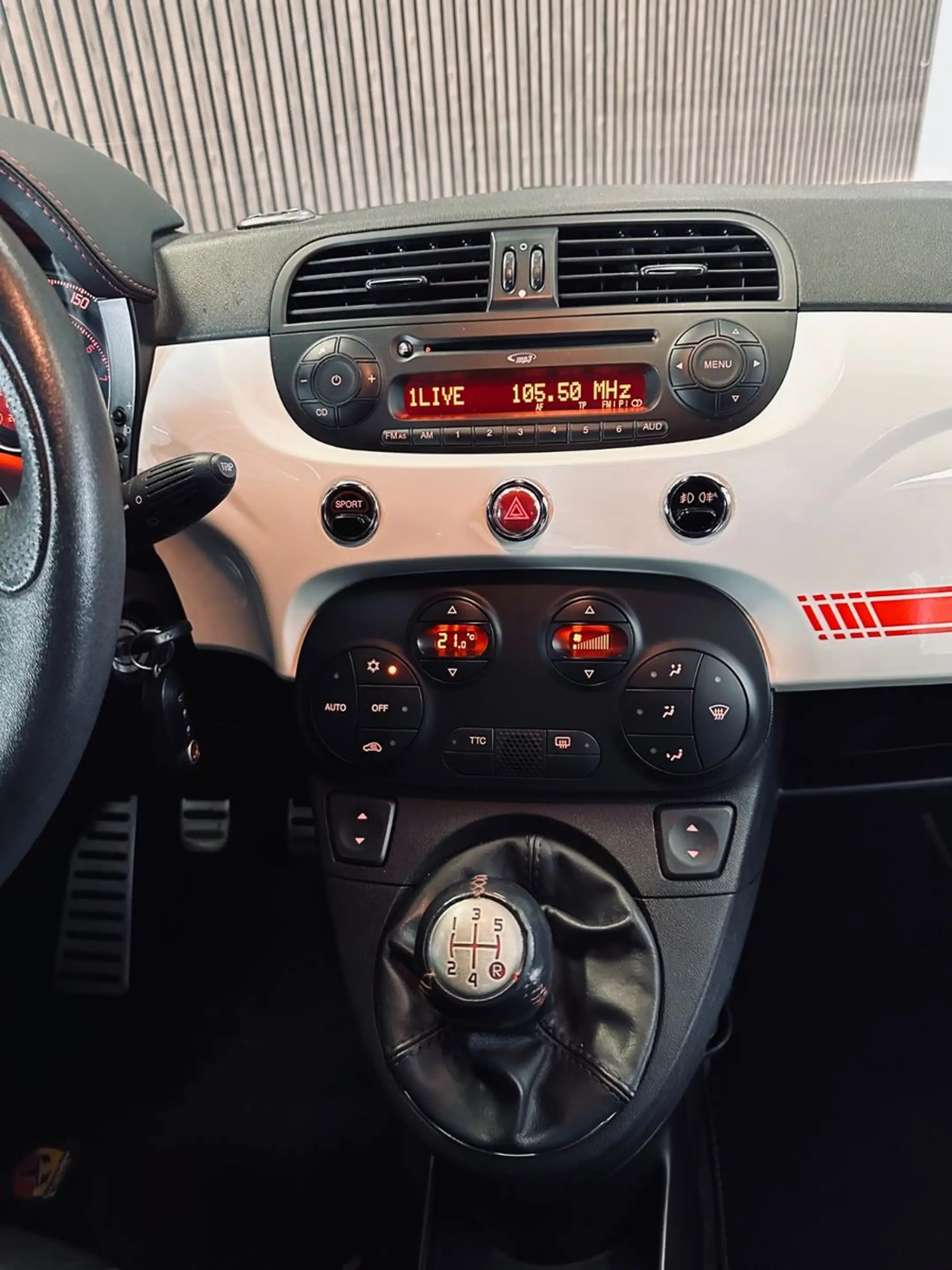 Abarth 500 Abarth — photo 10