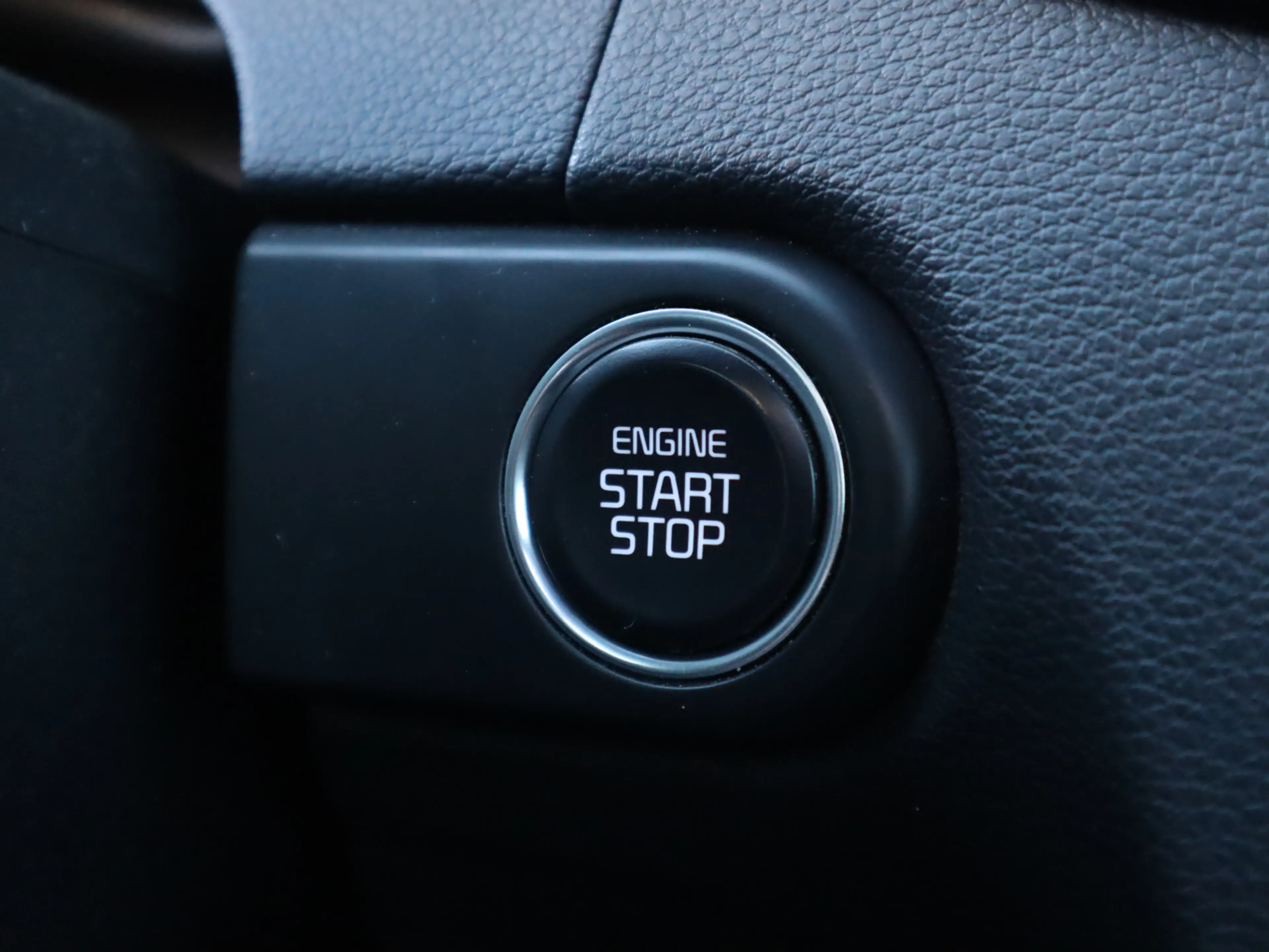 Kia Ceed SW / cee'd SW Sportswagon 1.6 GDI PHEV DynamicLine / Camera / Pa — photo 24