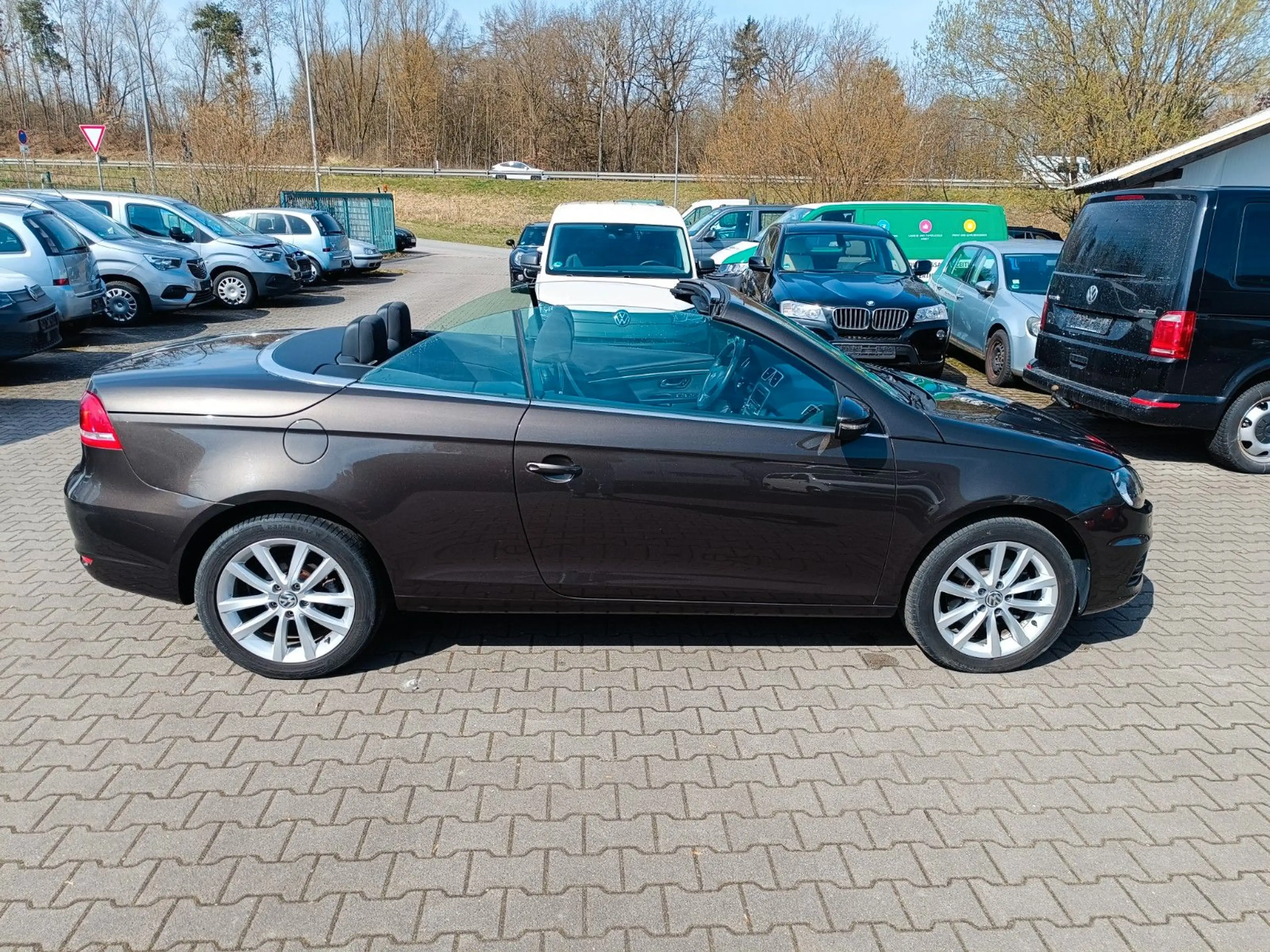 Volkswagen Eos 2,0 TDI BMT — photo 2