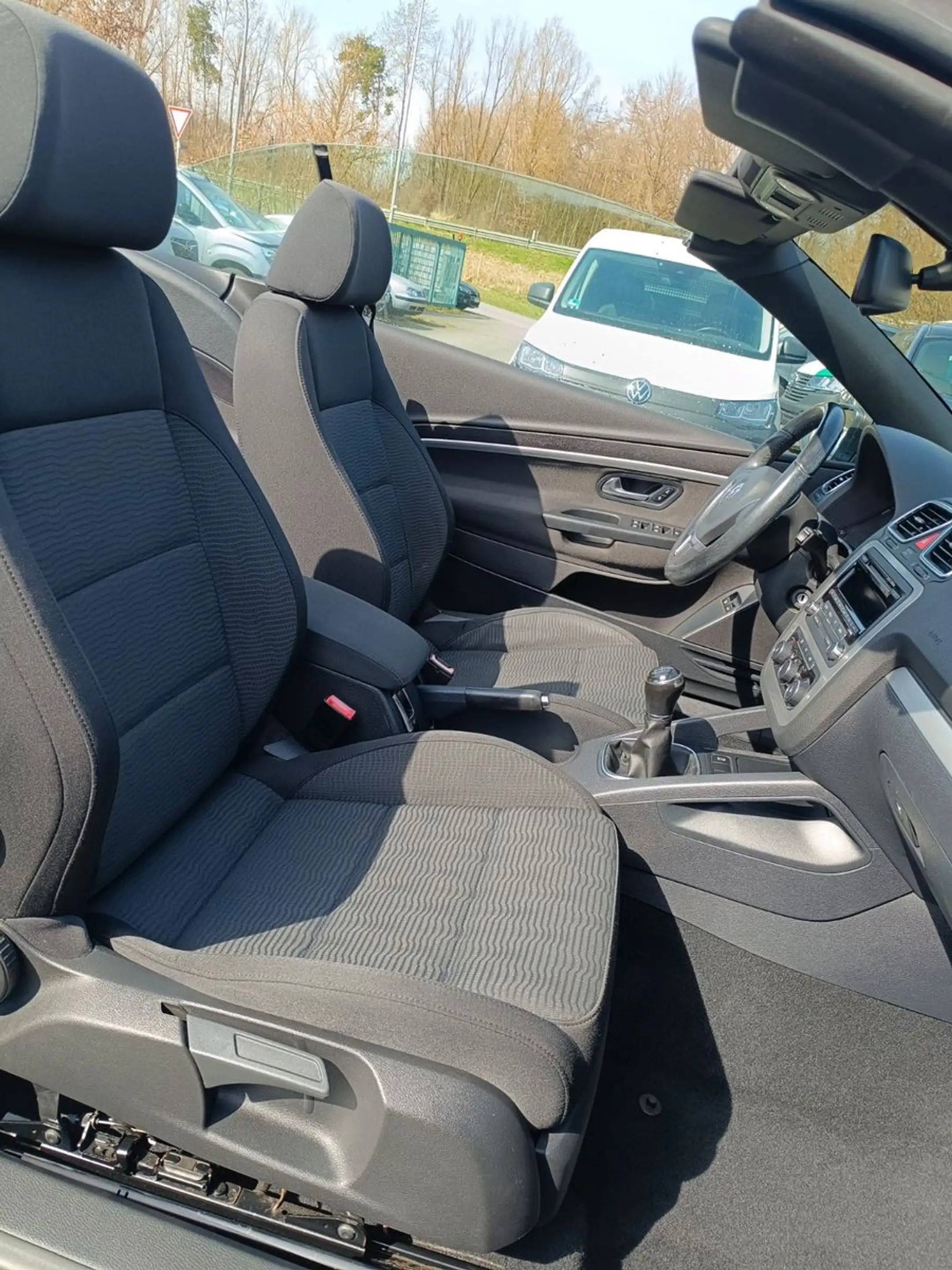 Volkswagen Eos 2,0 TDI BMT — photo 12