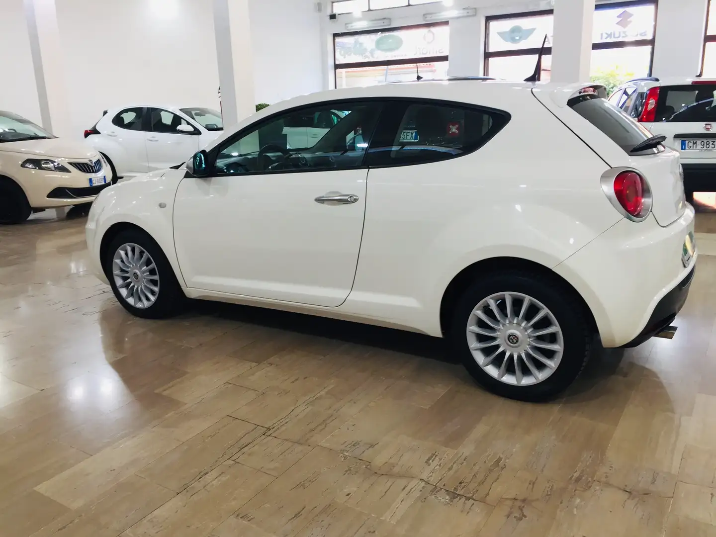 Alfa Romeo MiTo MiTo 1.3 JTDM 95cv Bianco - 2