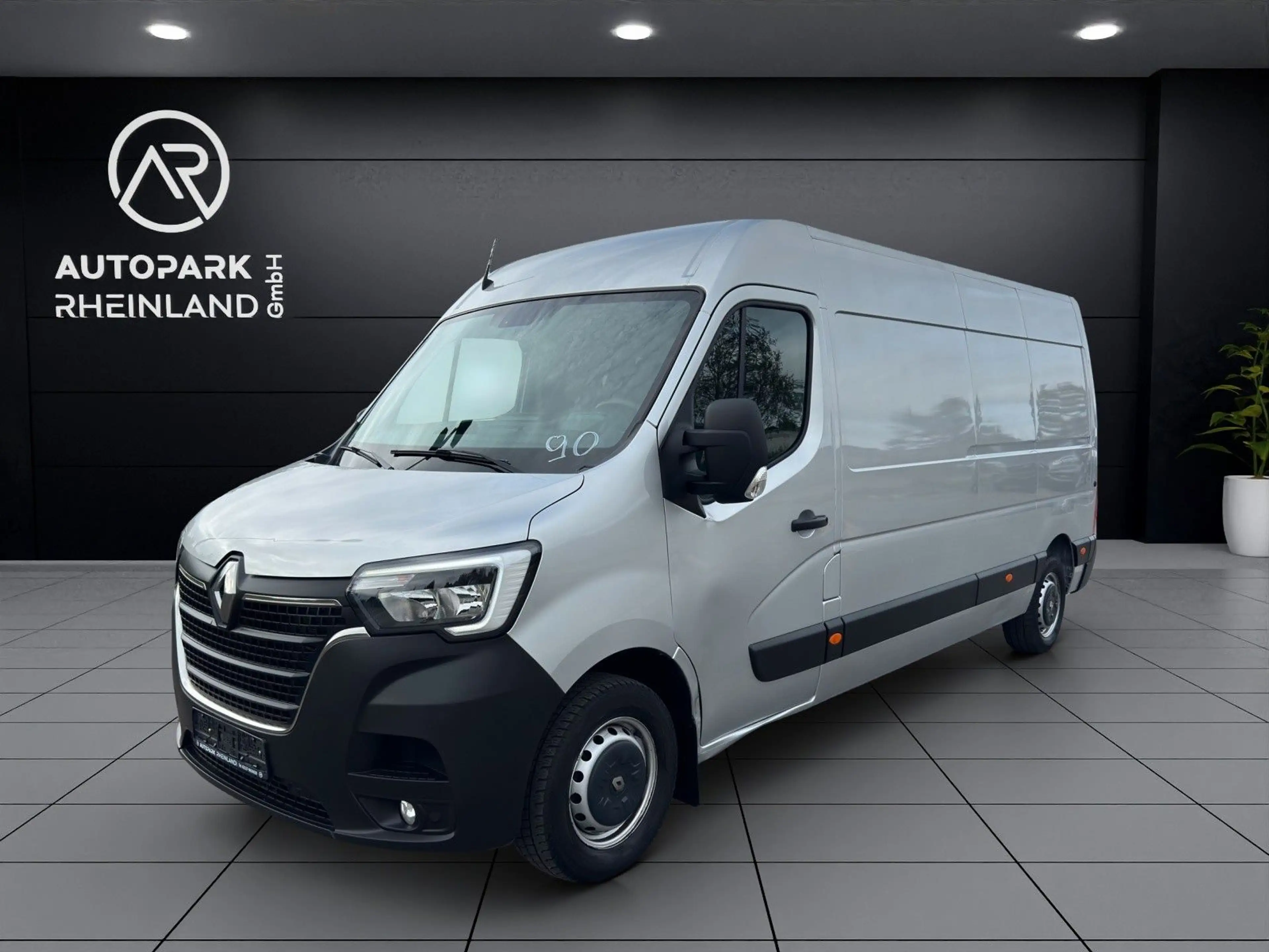 Renault Master III Kasten L3H2 HKa 3,5t*KLIMA*AHK-2500KG — photo 4