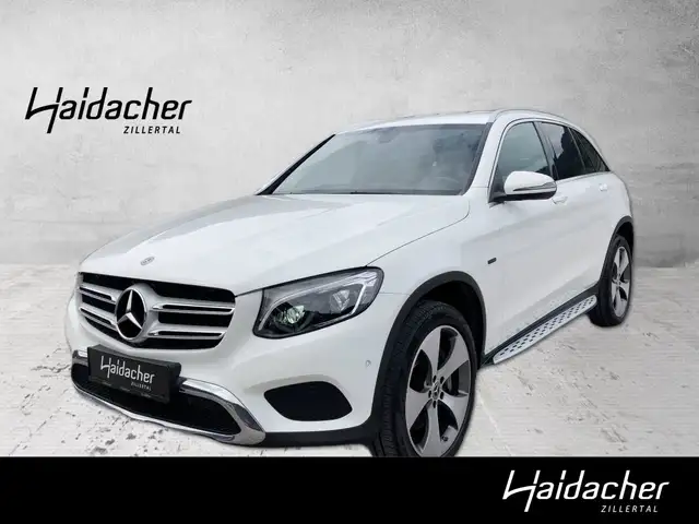 Mercedes-Benz GLC 350 e 4MATIC RKam PTS Shz Ambi LED Klima