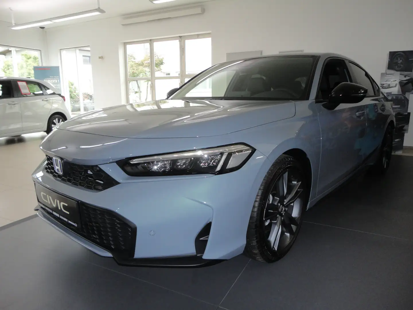 Honda Civic 2.0 i-MMD Hybrid Sport e-CVT Aut. Sport Gris - 1