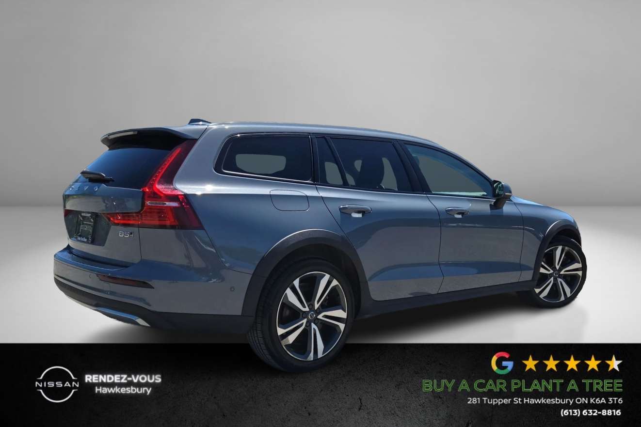 2024 Volvo V60 Cross Country