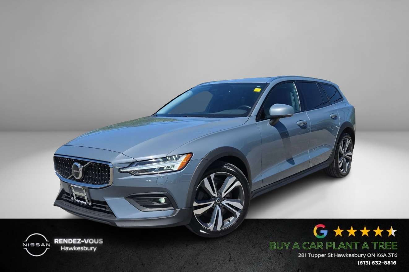 2024 Volvo V60 PLUS
