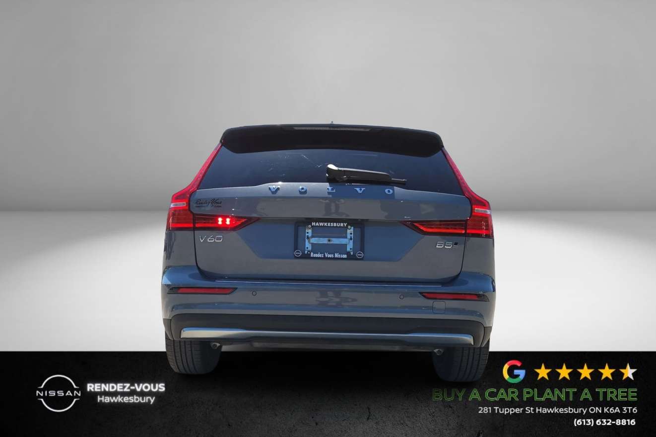 2024 Volvo V60 Cross Country