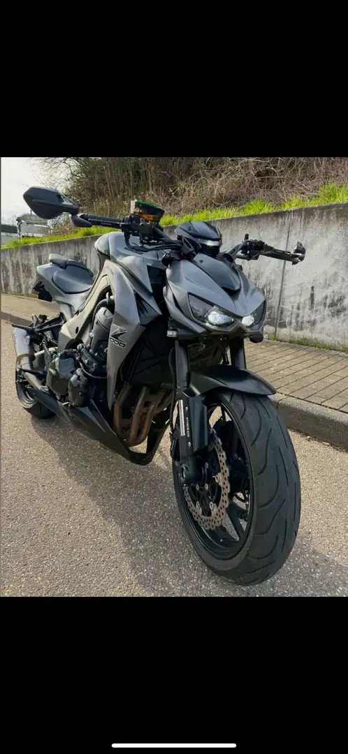 Kawasaki Z 1000 - 2