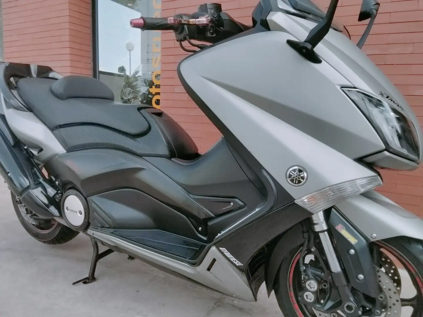 Yamaha TMAX 530 530 Gris - 1