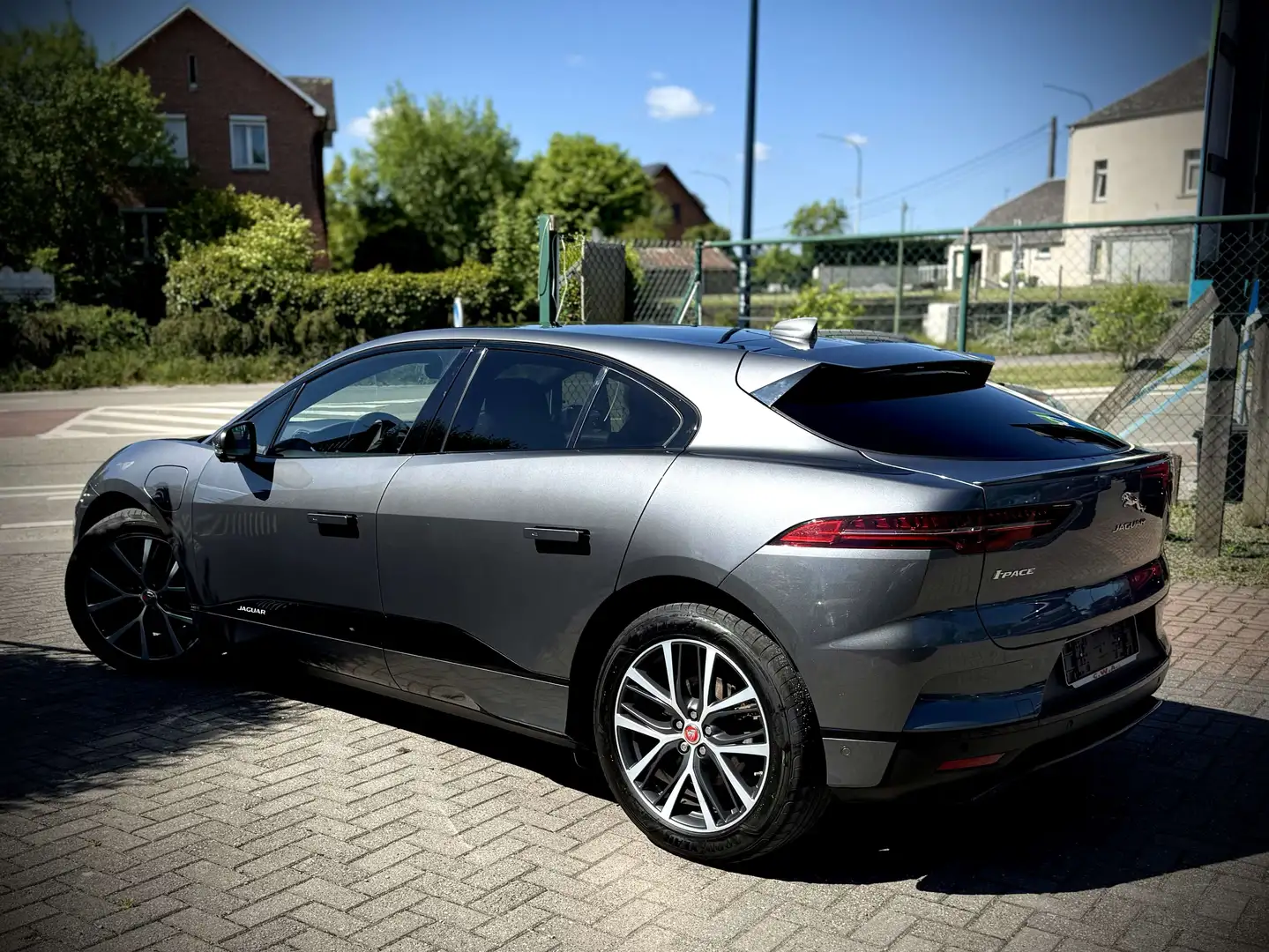 Jaguar I-Pace 90 kWh EV400 HSE AWD 21860 Euros Net  Like new Gris - 2