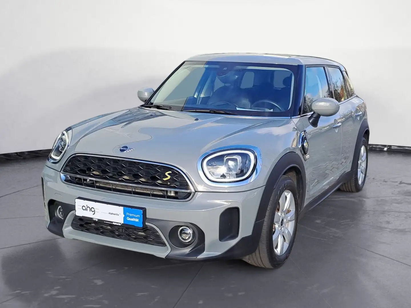 MINI Cooper SE Countryman Countryman Cooper SE. ALL4 Essential Trim Aut. Grau - 2