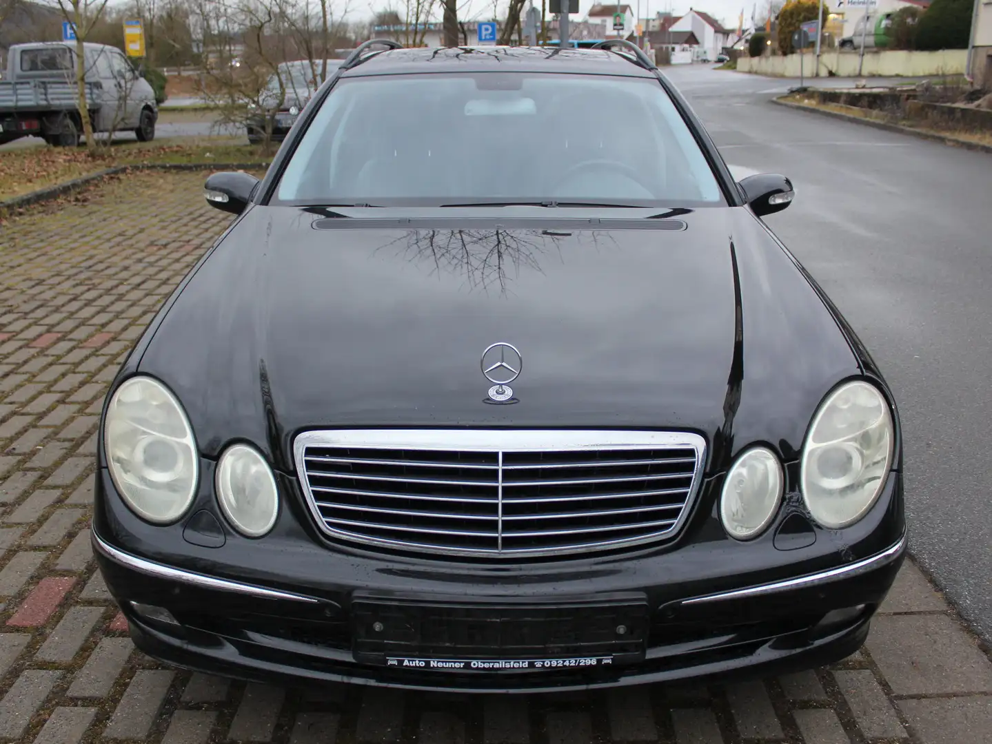 Mercedes-Benz E 200 T Kompressor Aut.+Avantg.+XENON+TEMP+NAVI+SHZ+PDC Schwarz - 2