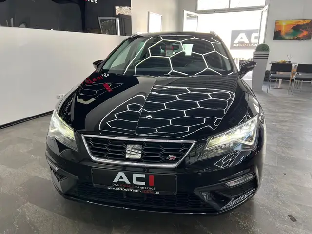 Seat Leon view 9