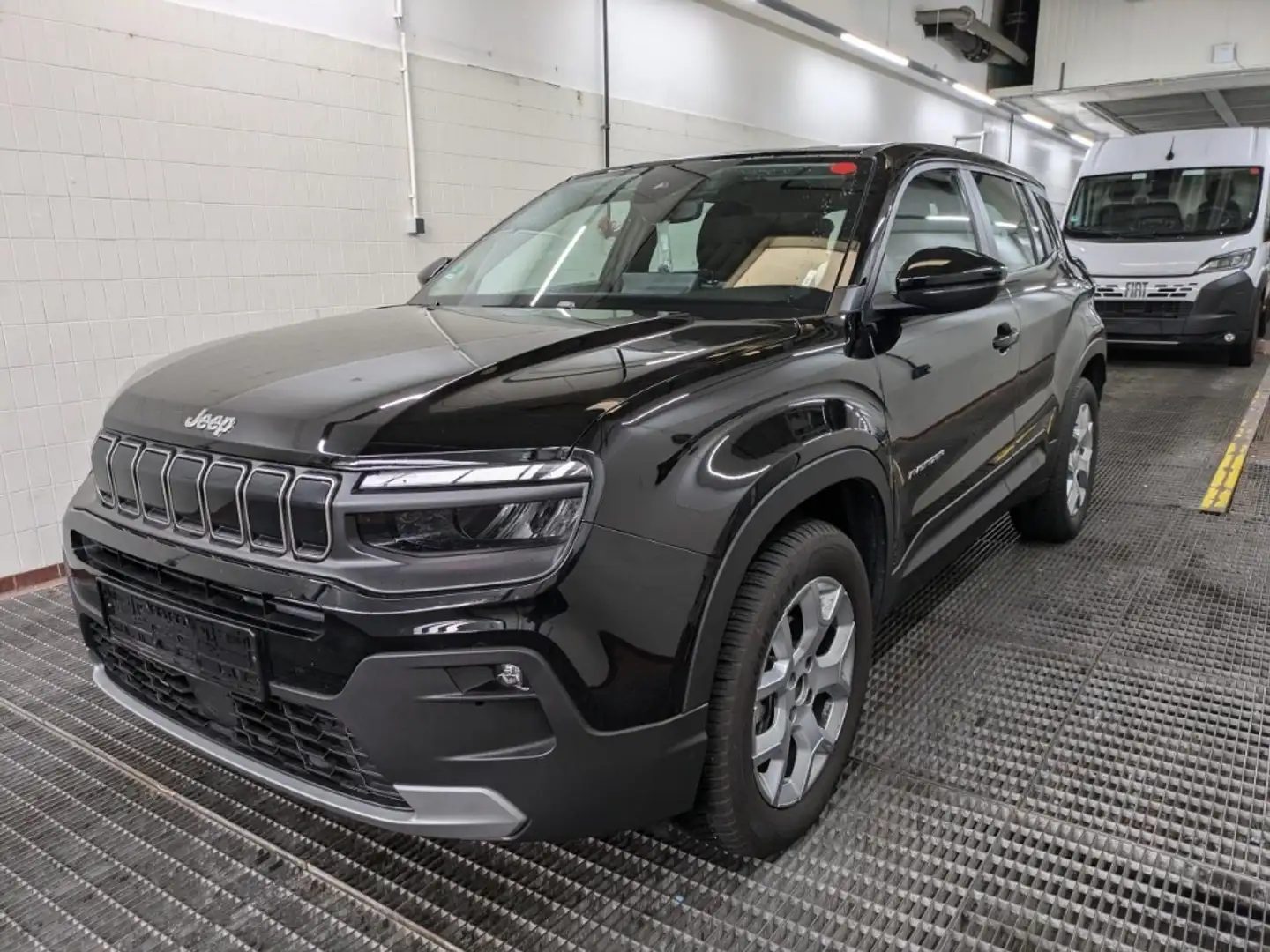 Jeep Avenger Altitude Ice Shz Navi Kamera PDC Schwarz - 2