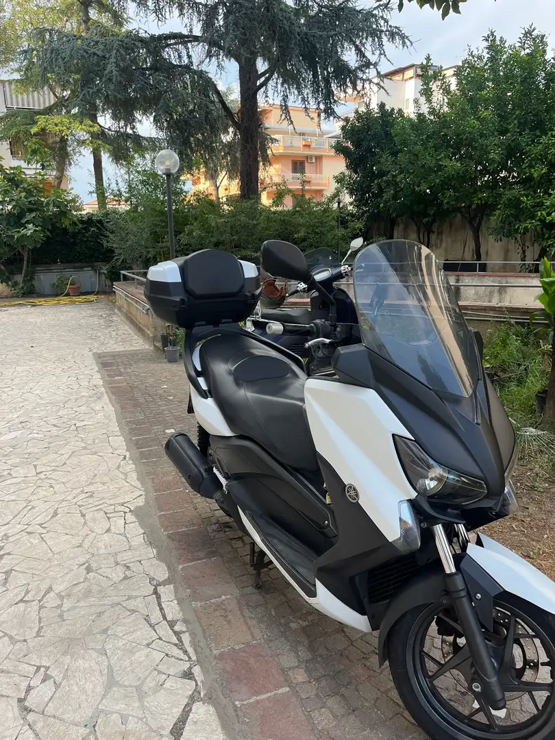 Yamaha X-Max 250 Bianco - 2