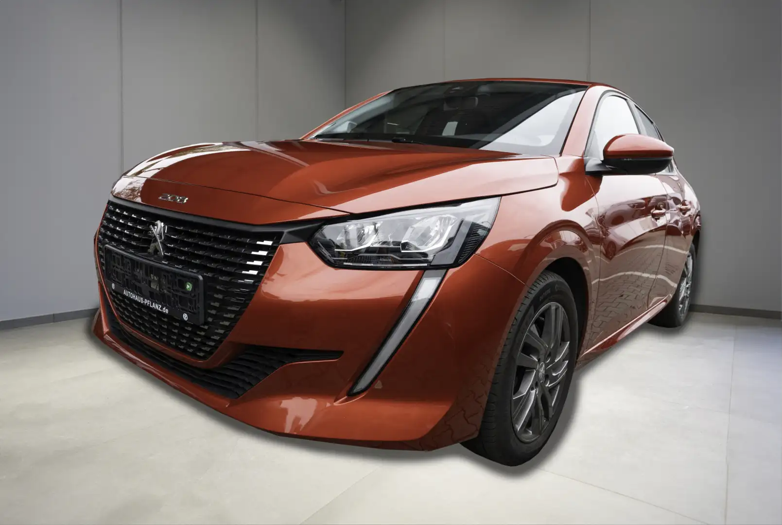 Peugeot 208 Active Pack 136 5T Rood - 1