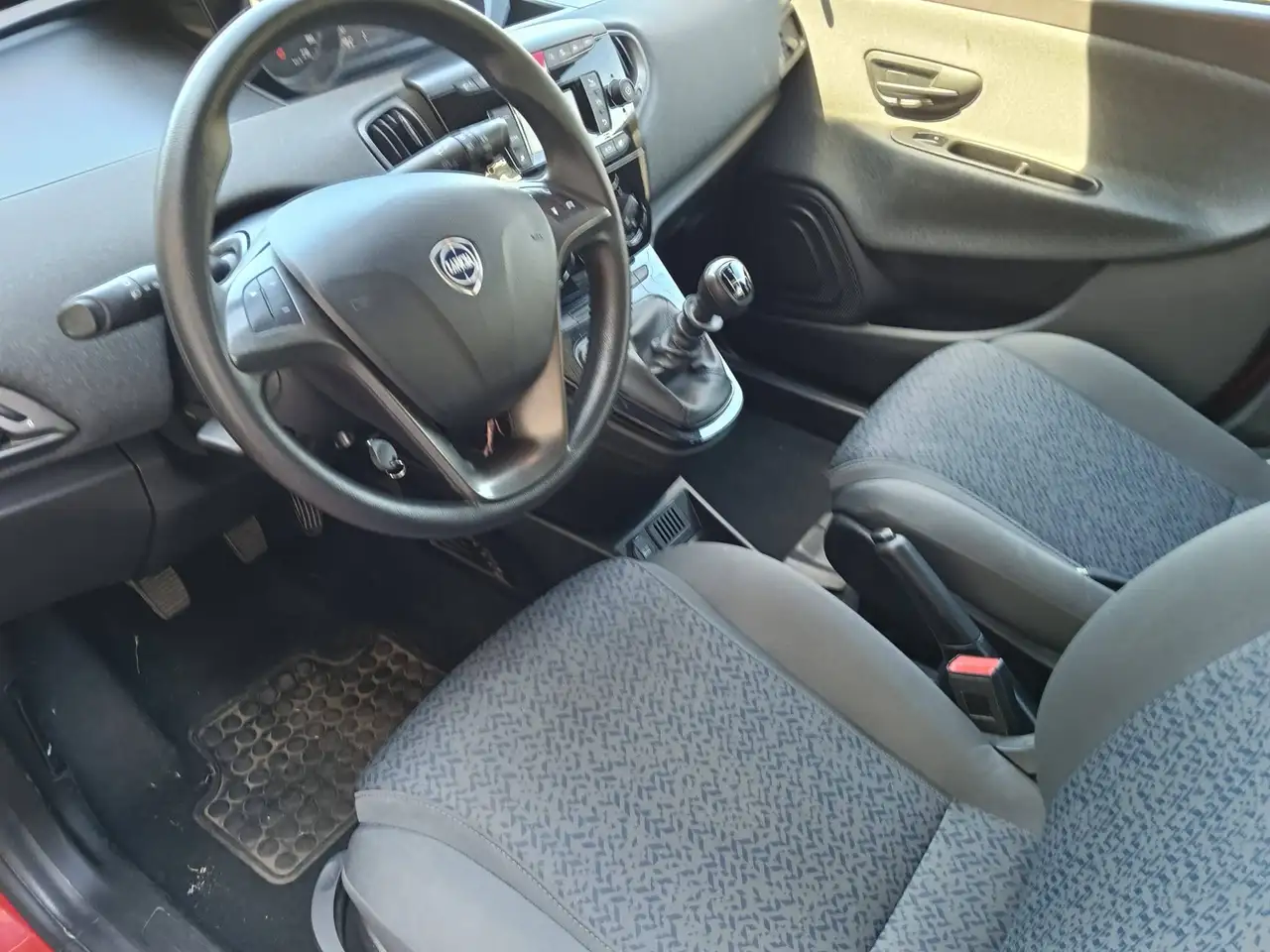 Lancia Ypsilon 2022