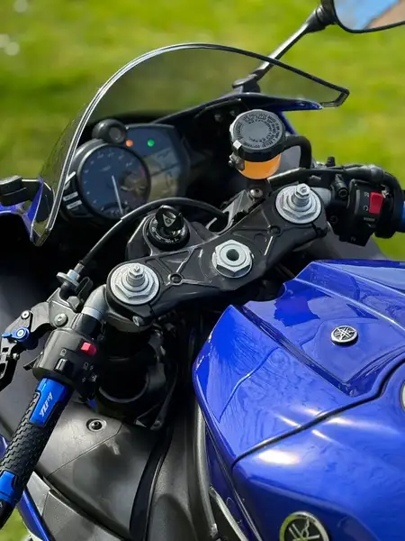 Yamaha YZF-R1 - foto 5