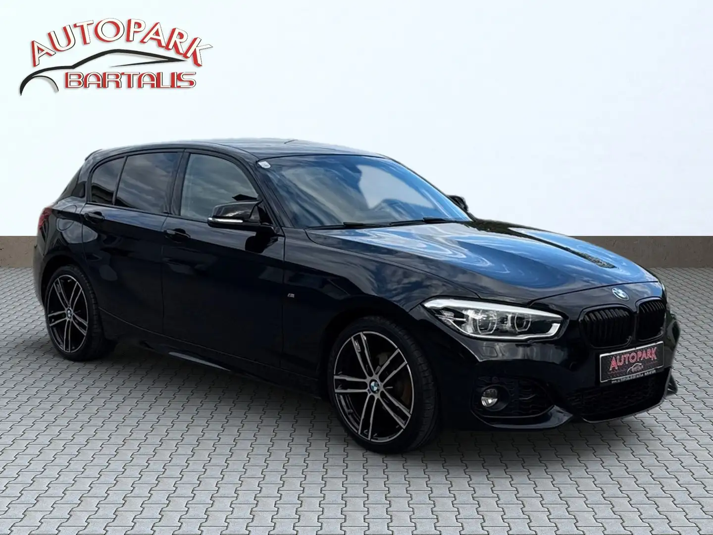 BMW 116 116 i Edition M Sport Shadow Schwarz - 2
