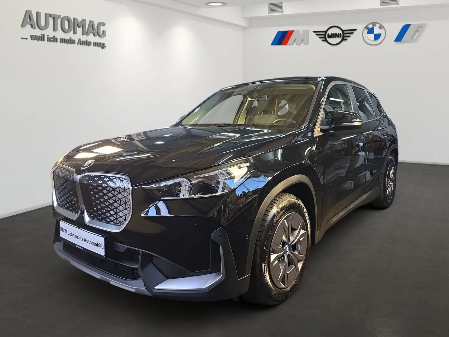 BMW iX 1 xDrive30 ParkAssistPlus*HeadUp*LiveCockpitProf*a Schwarz - 1