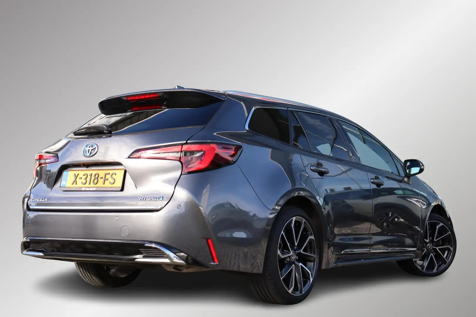 Toyota Corolla Touring Sports Hybrid 200 Executive, Apple Carplay Grijs - 2