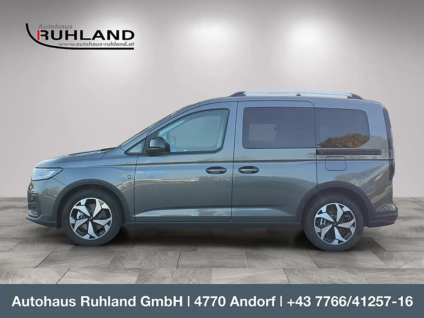Ford Tourneo Connect 2,0 EcoBlue L1 AWD Active Grau - 2