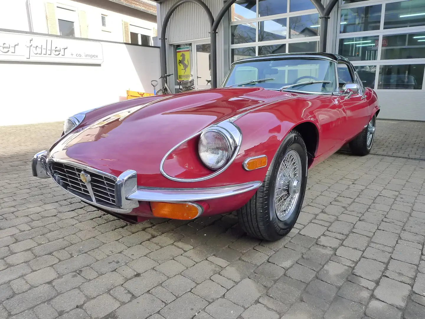Jaguar E-Type Serie III Cabrio mit Hardtop Rojo - 2