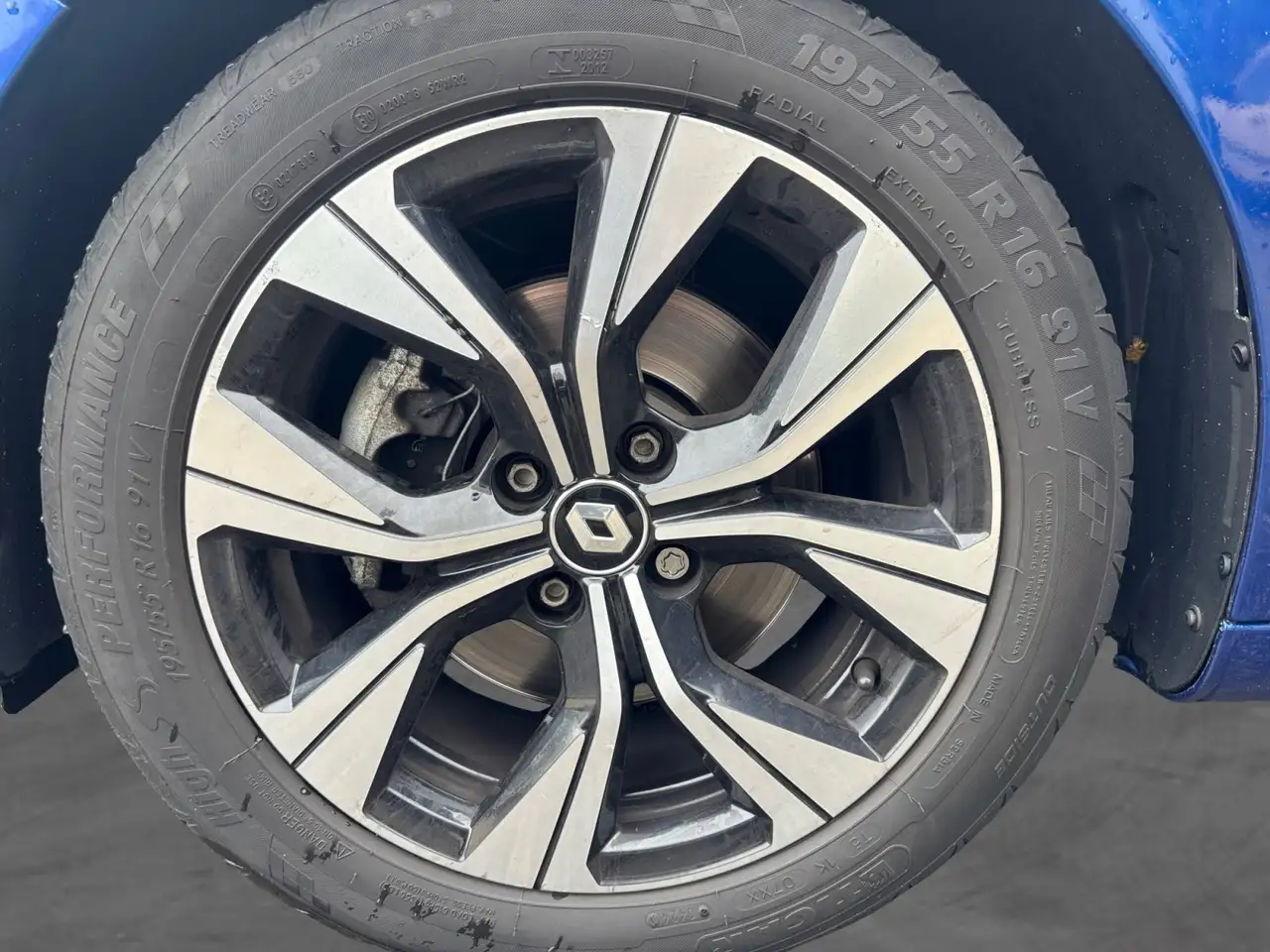 Renault Clio Citadine 5 portes — photo 15