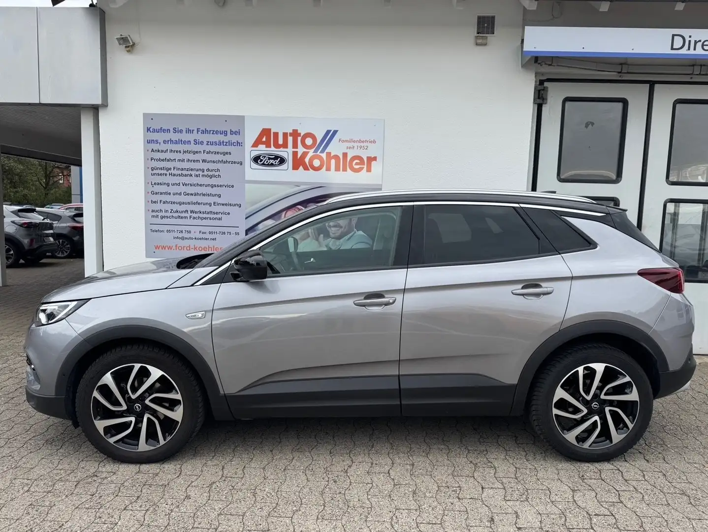 Opel Grandland X Ultimate 1,2l Automatik Gris - 2