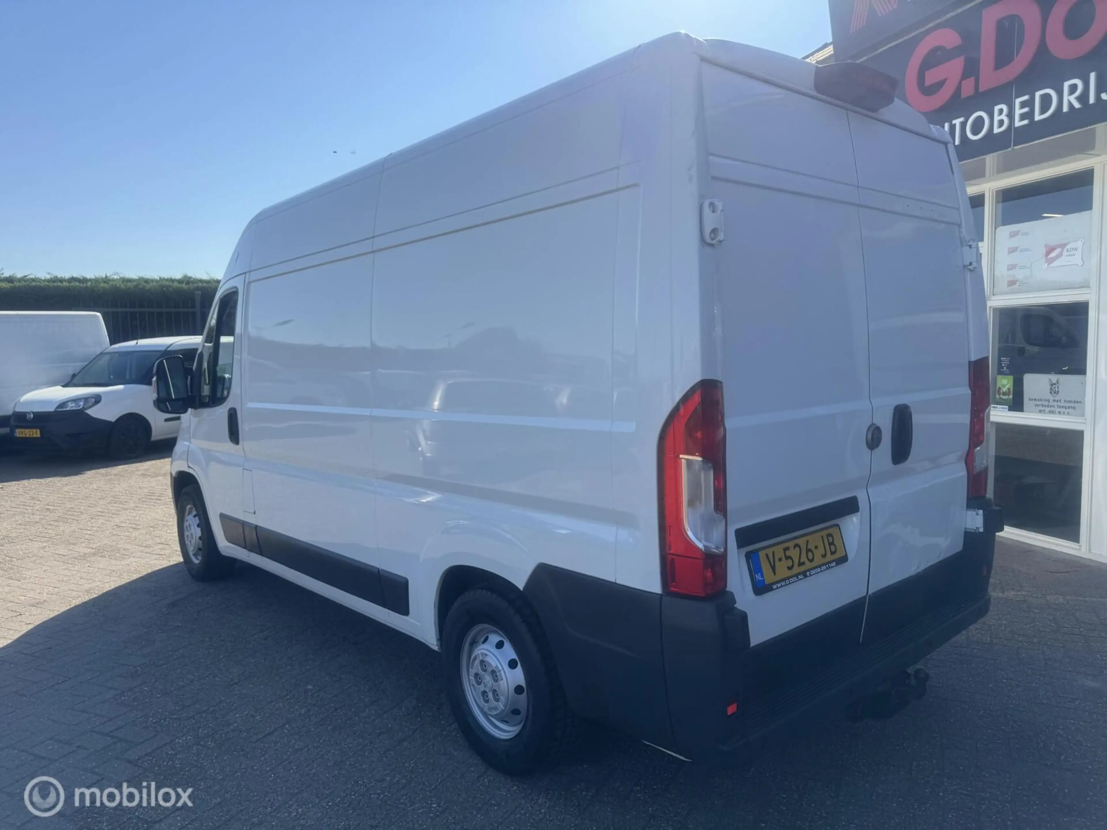 Peugeot Boxer Bestel 335 2.0 BlueHDI L2H1 Pro — photo 5