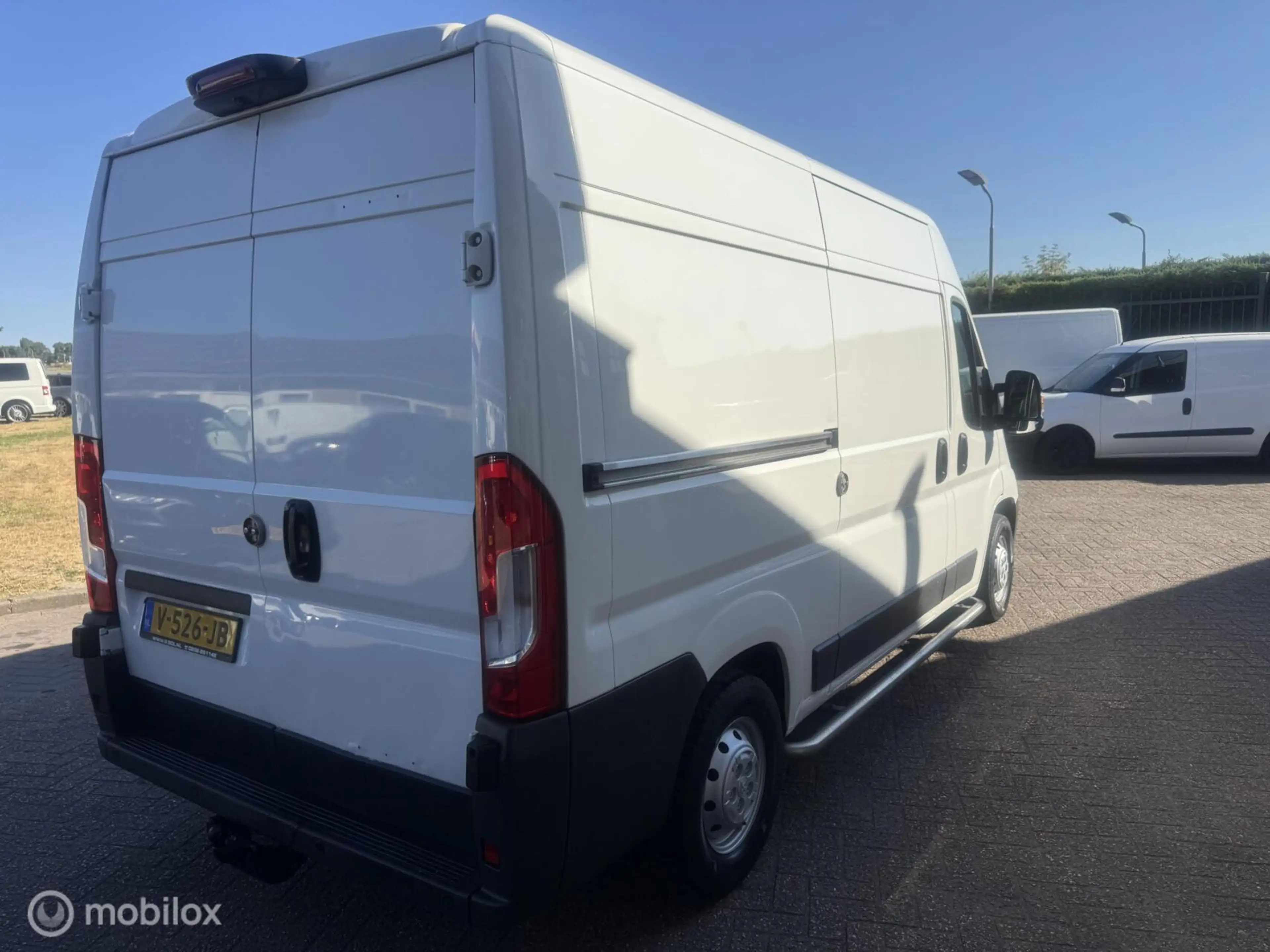 Peugeot Boxer Bestel 335 2.0 BlueHDI L2H1 Pro — photo 4