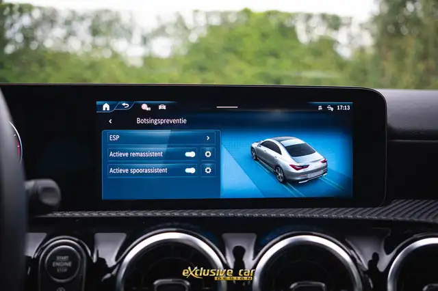 Mercedes-Benz Cla view 25