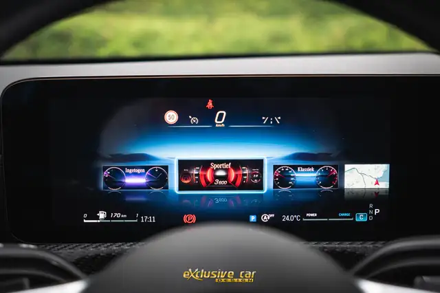 Mercedes-Benz Cla view 21