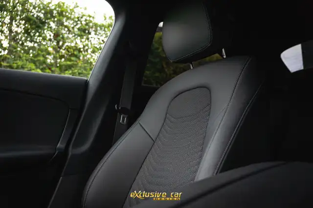 Mercedes-Benz Cla view 28