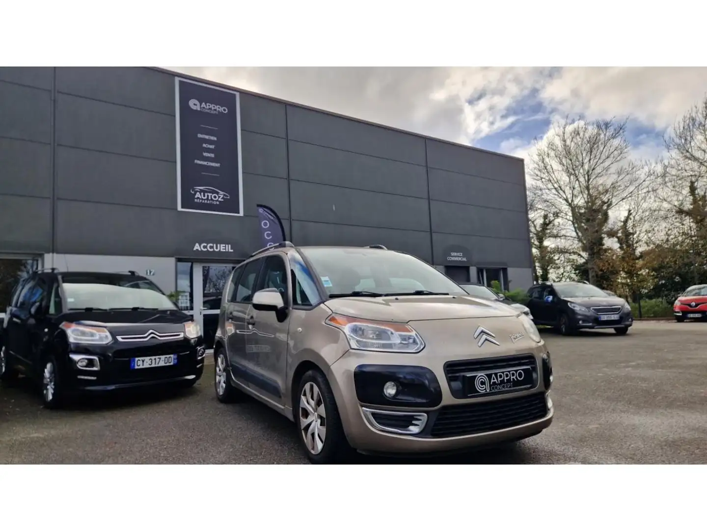 Citroen C3 Picasso C3 Picasso 1.6 HDi FAP - 90 Confort PHASE 1 Bruin - 2