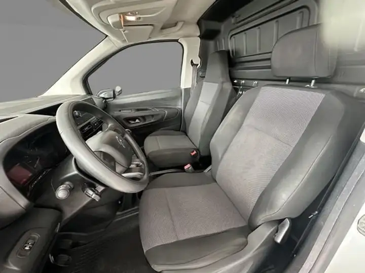 Citroën Berlingo 2019, foto 11