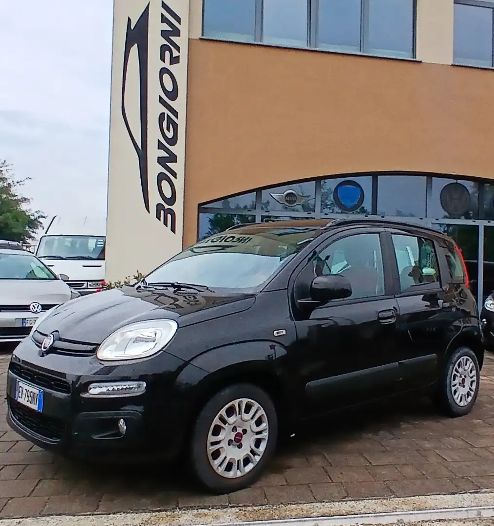 Fiat Panda 1,2 lounge nera km 64000 clima neopatentati euro6b Negro - 1