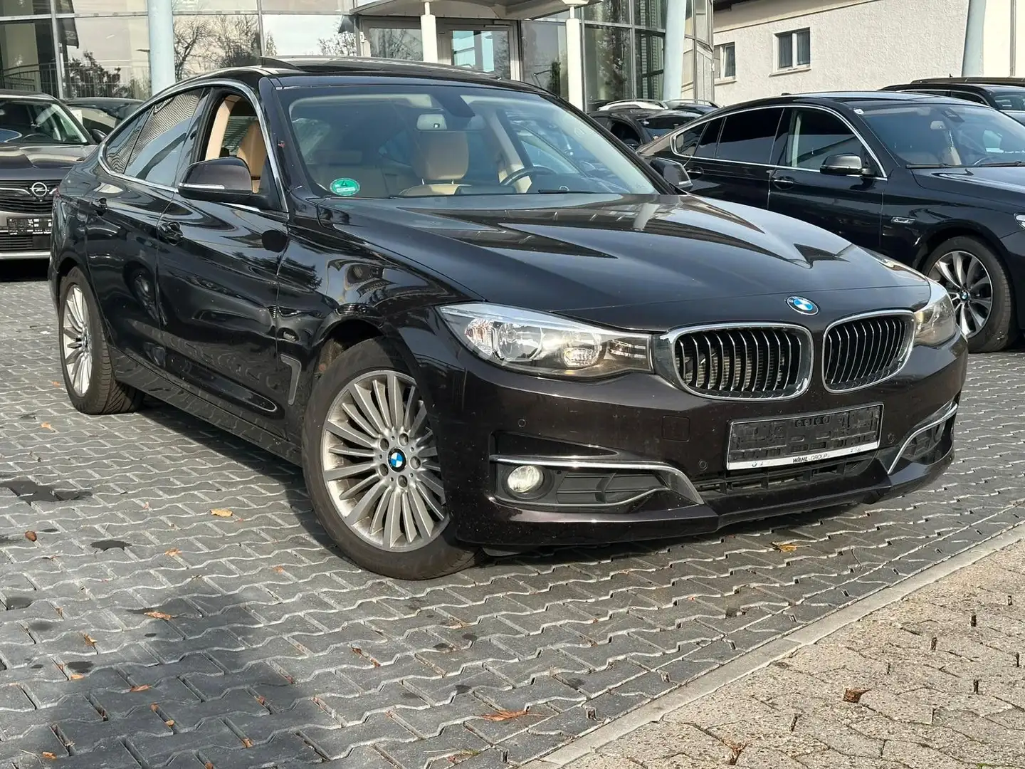 BMW 320 Gran Turismo 320 d Luxury Line 1 Hand. Braun - 1