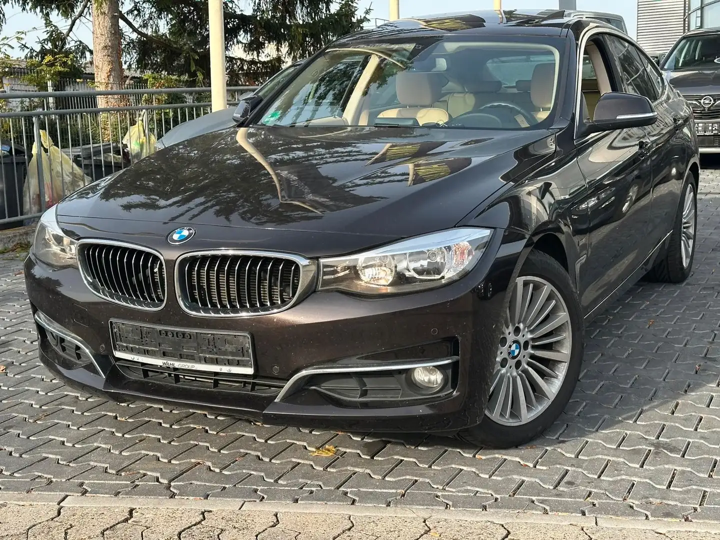BMW 320 Gran Turismo 320 d Luxury Line 1 Hand. Braun - 2
