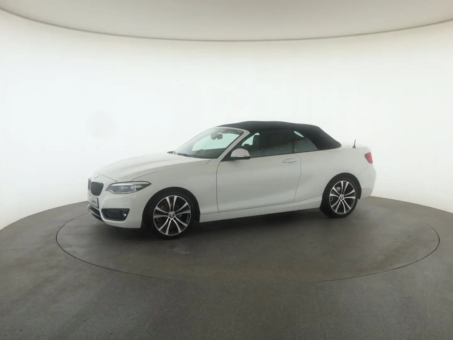 BMW 218 BMW 218d Cabrio Sport Line Weiß - 1