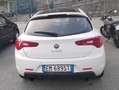 Alfa Romeo Giulietta Giulietta 2.0 jtdm(2) Distinctive 170cv tct Blanc - thumbnail 6