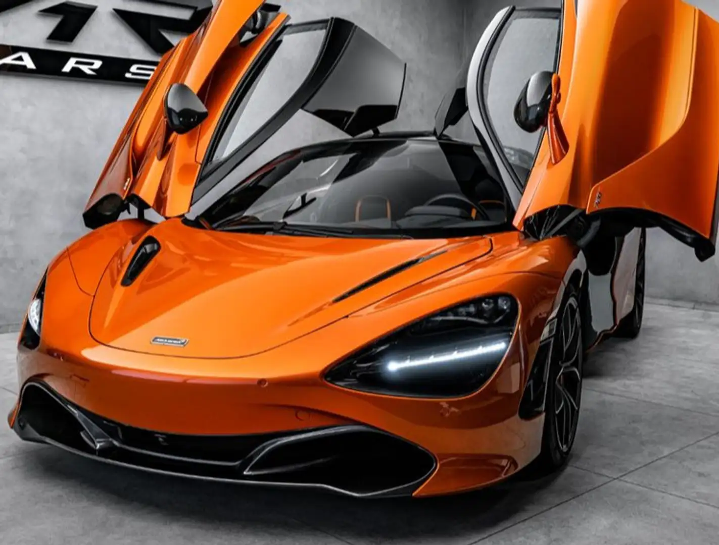 McLaren 720S Arancione - 1