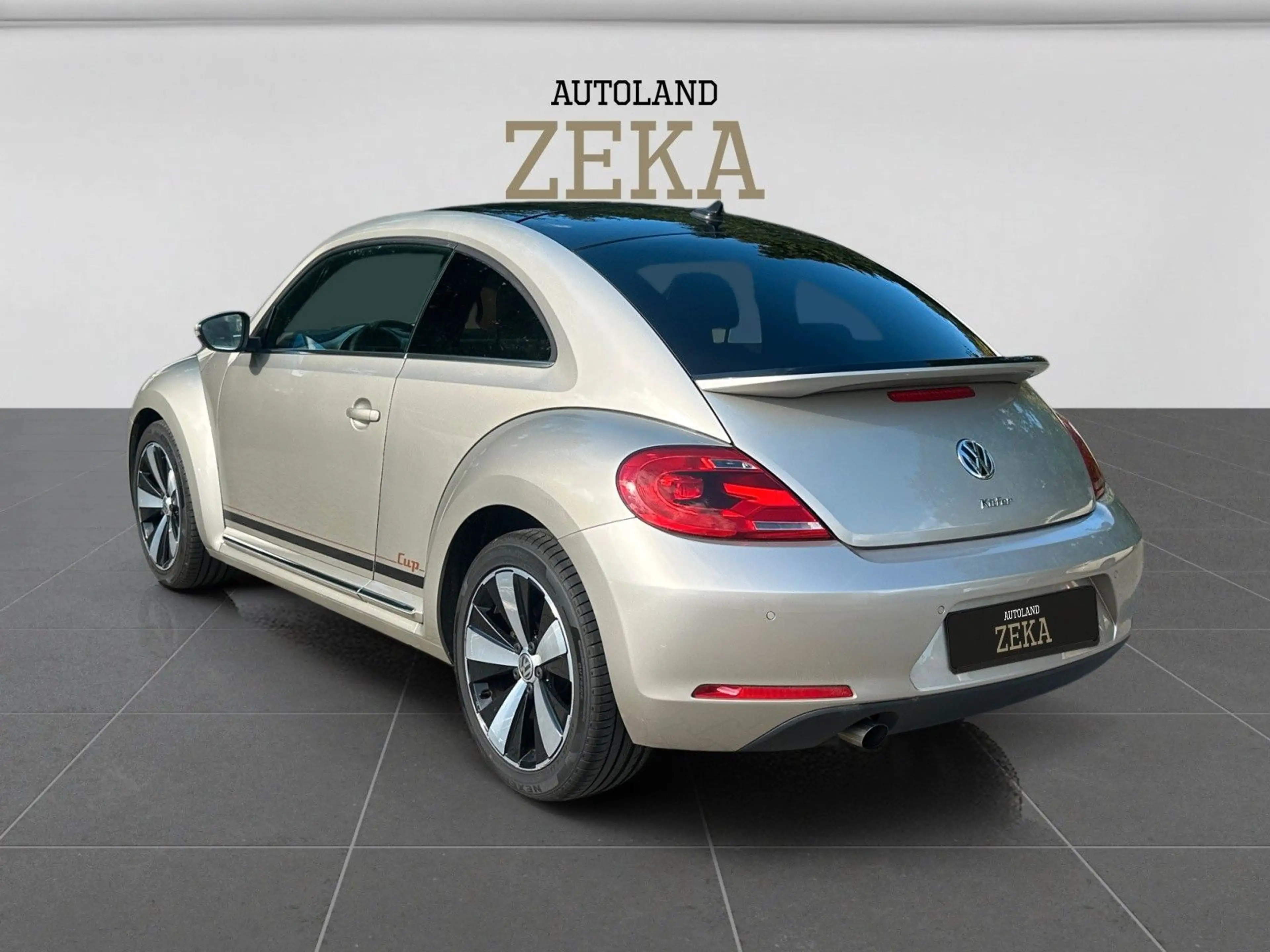 Volkswagen Beetle 1.2l*PDC*NAVI*BLUETOOTH — photo 7