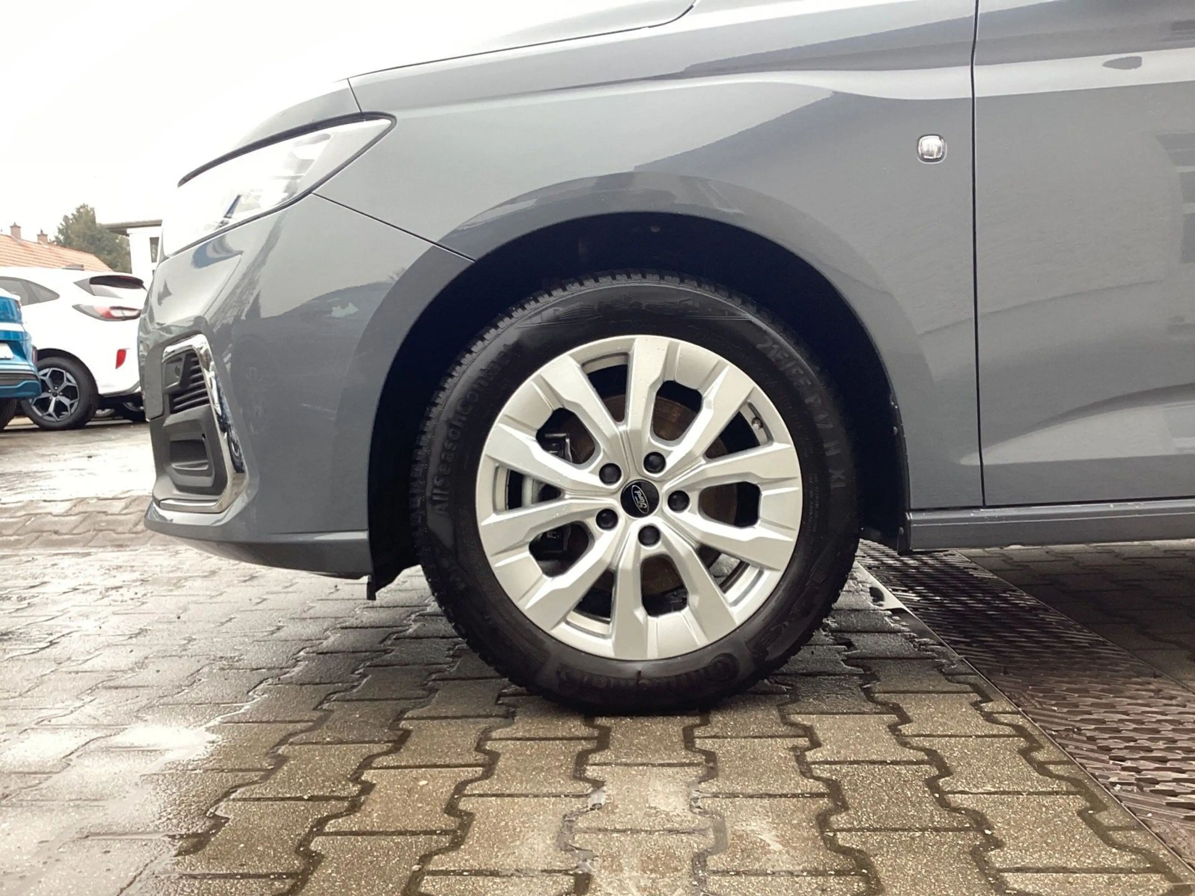 Ford Tourneo Connect Titanium*L1* — photo 6