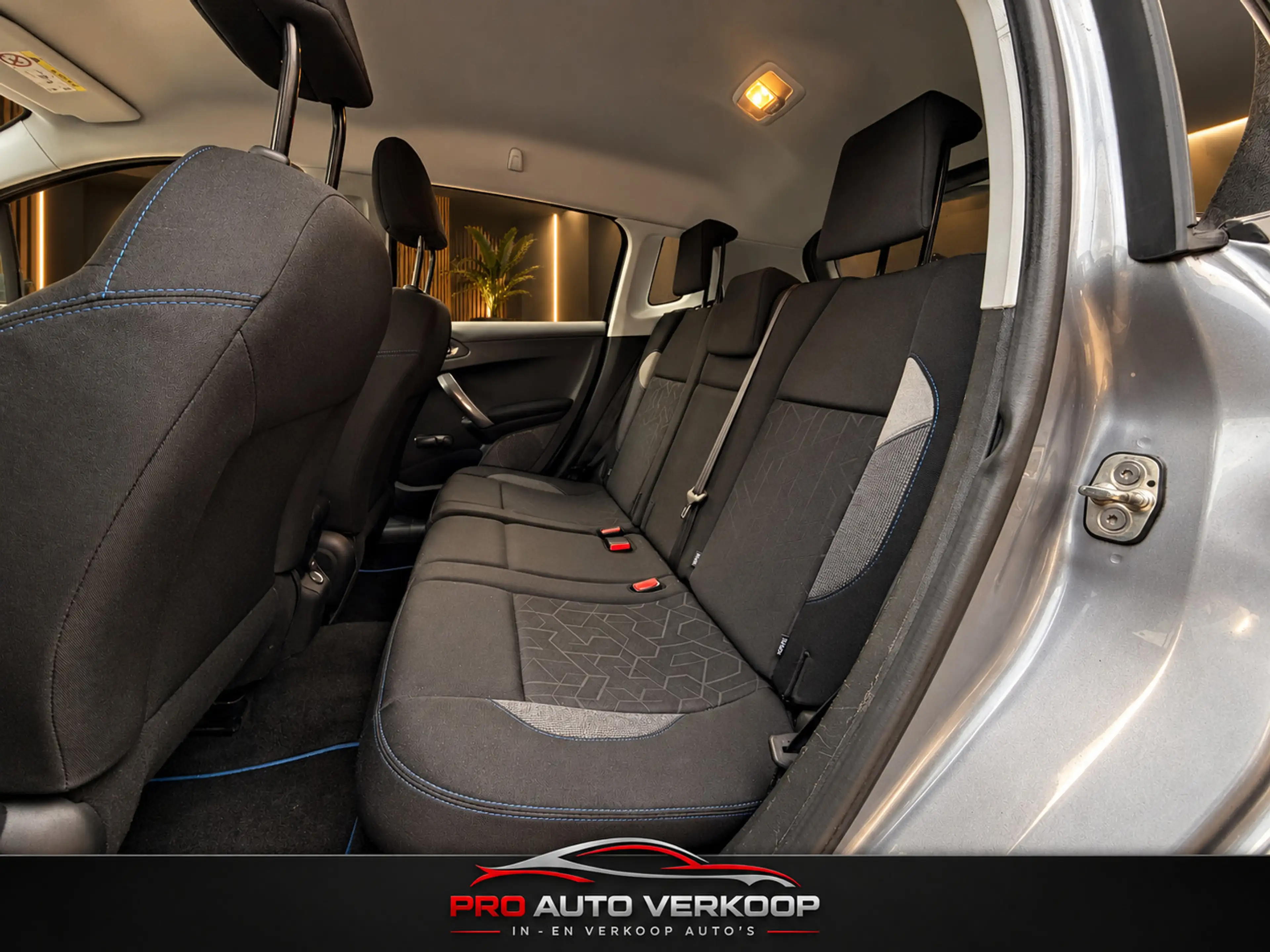 Peugeot 2008 1.2 PureTech Active Carplay_Cruise_Goedonderhouden — photo 4