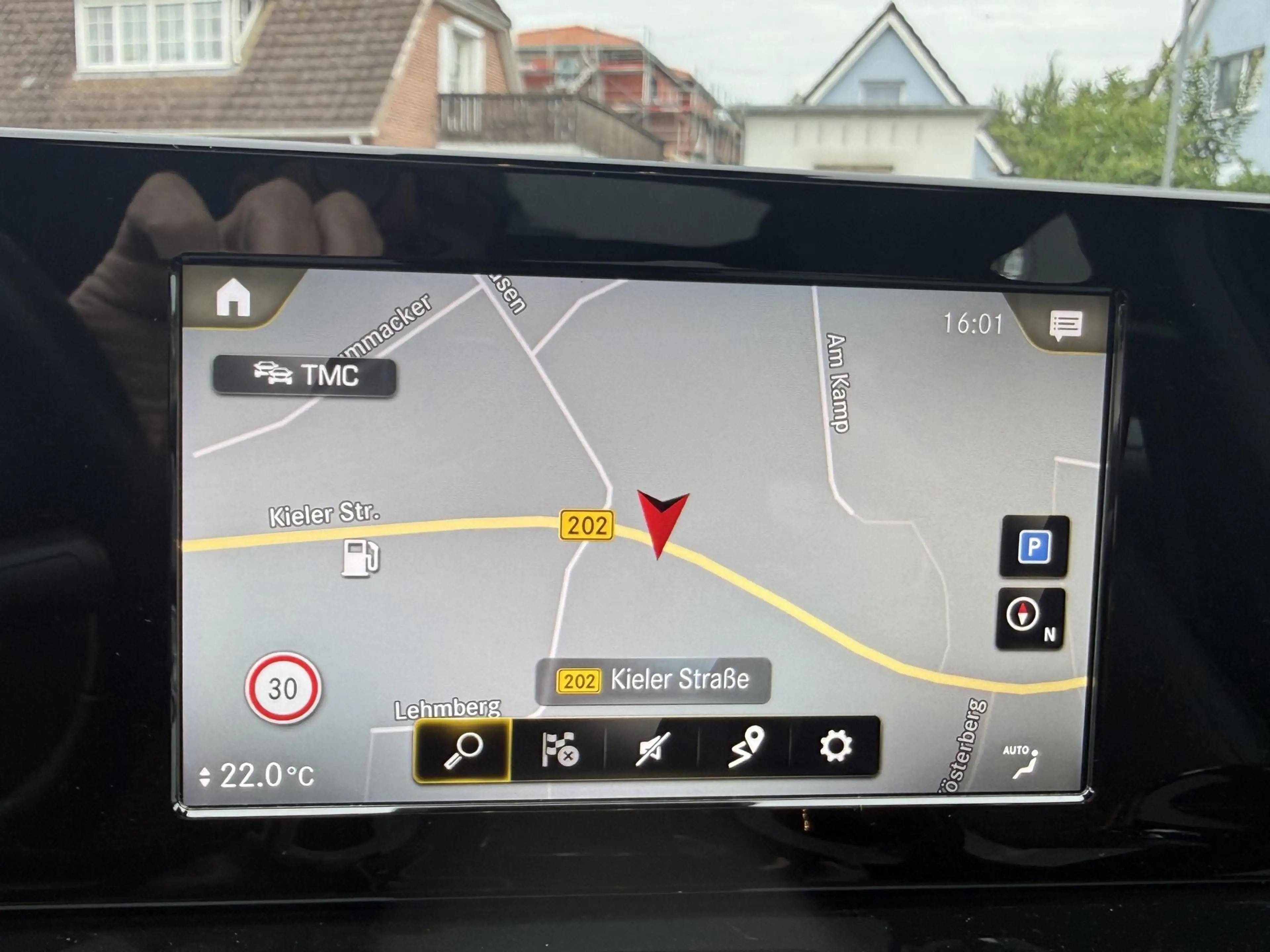 Mercedes-Benz GLA 250 e "Progressive" DCT-Pano-Navi-Klimaauto.-GRA-MF... — photo 7