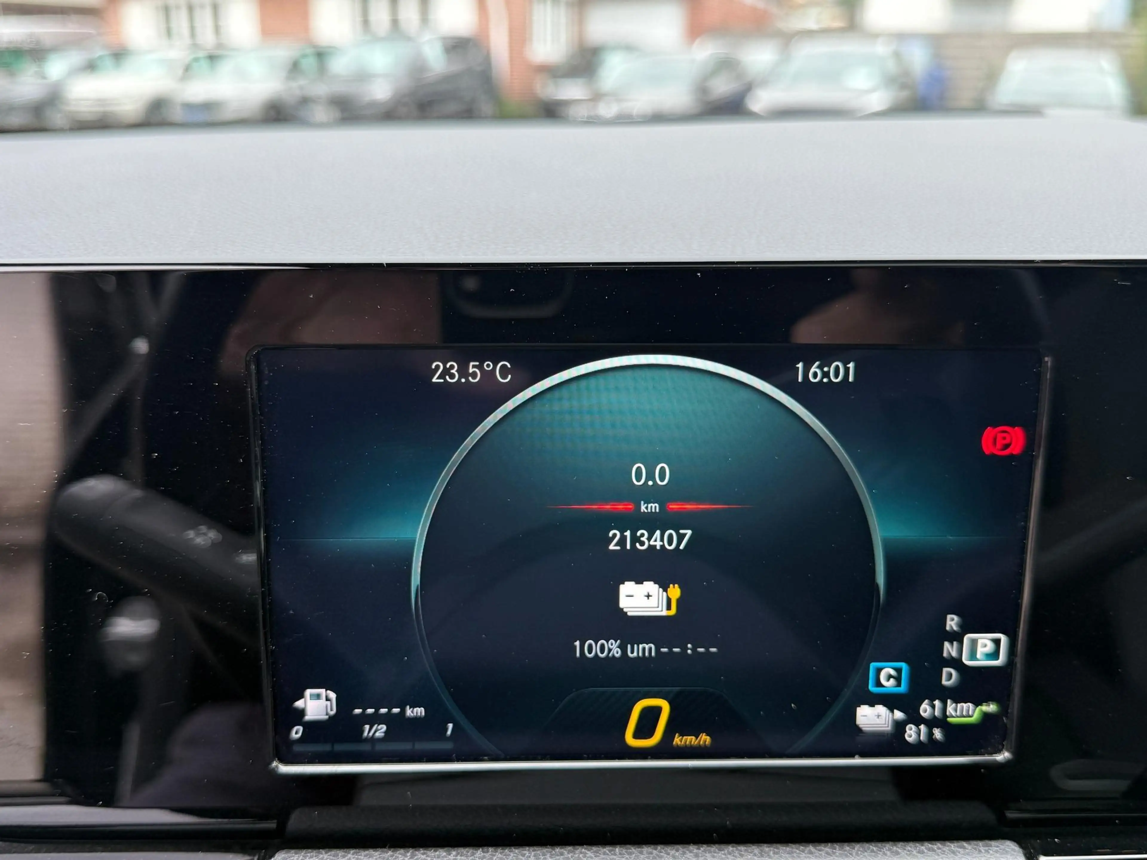 Mercedes-Benz GLA 250 e "Progressive" DCT-Pano-Navi-Klimaauto.-GRA-MF... — photo 8